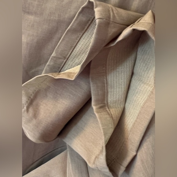 Izod | Lightweight Khaki 5 Pocket Style Golf Pants - Size 32x32 - Picture 5 of 12